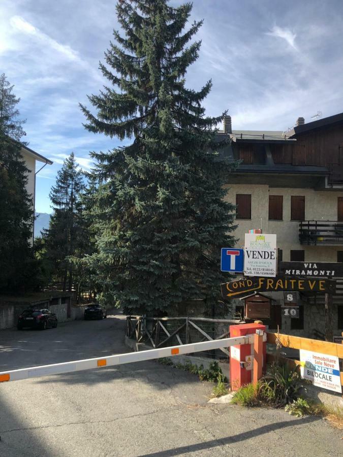 The Closest Location To The City Center And Chairlift Sauze D'Oulx Bagian luar foto